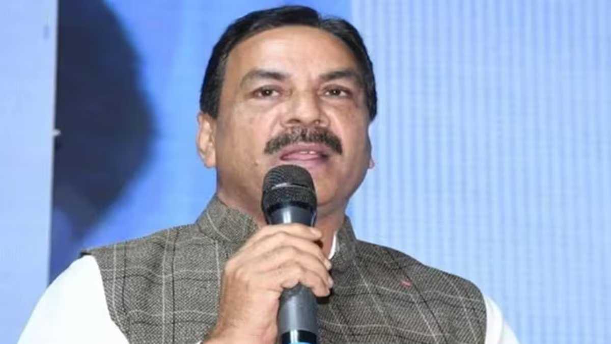 पश्चिम बंगाल सरकार को अस्थिर करना चाहता है केंद्र : नसीम खान